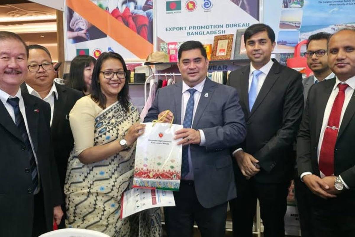 মালয়েশিয়ার ট্রেড এক্সপোতে আলো ছড়ালো বাংলাদেশি প্যাভিলিয়ন