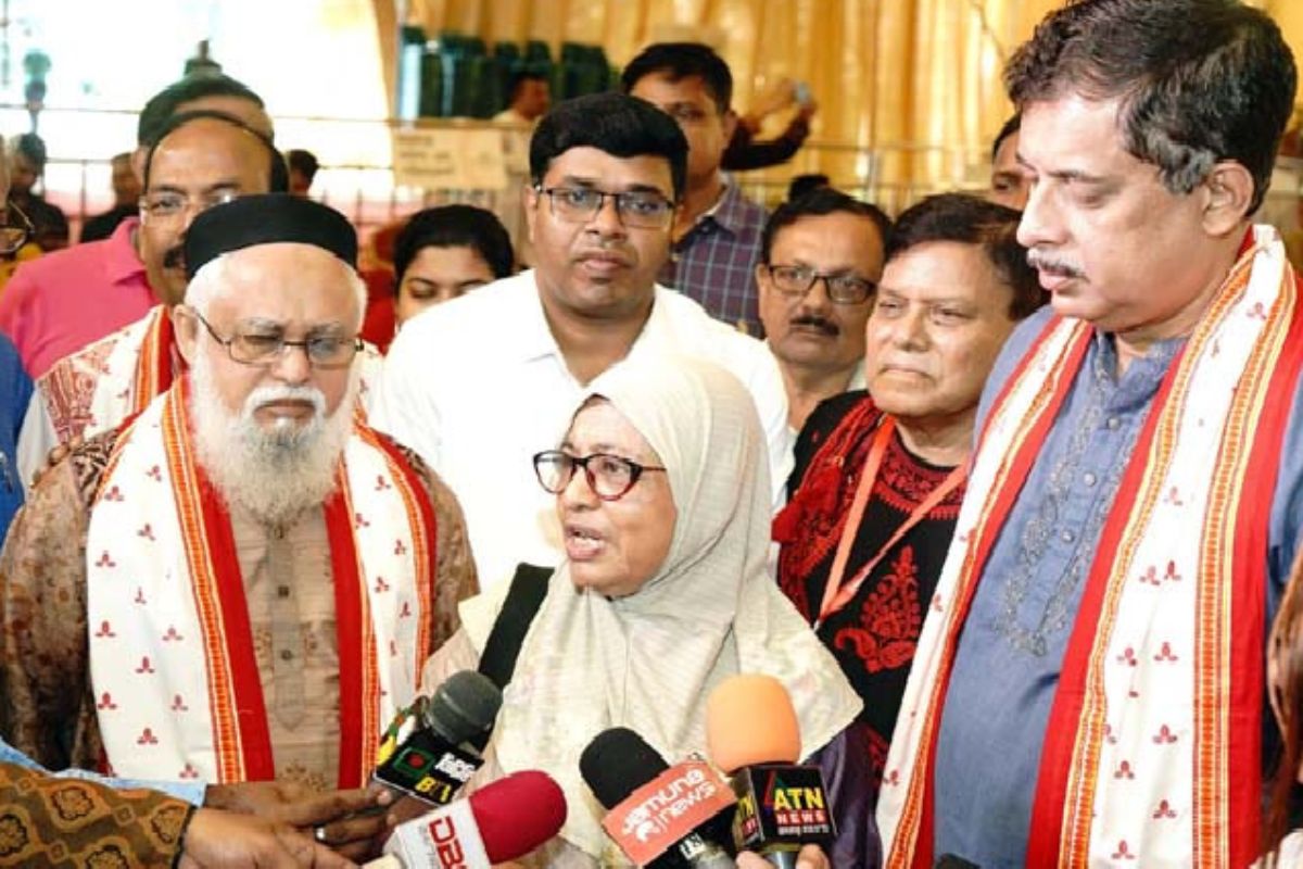 মানবতাই ধর্ম: স্বাস্থ্য উপদেষ্টা