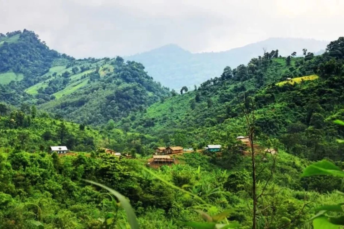 ভারত বনাম বাংলাদেশ: পাহাড়ি অঞ্চলে সেনা নিয়ে দ্বিমুখী কূটনীতি