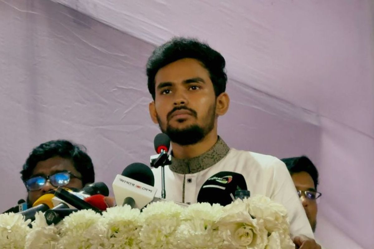 শহীদ আবরারের স্মৃতিতে বুয়েটে আগ্রাসনবিরোধী স্তম্ভ উদ্বোধন