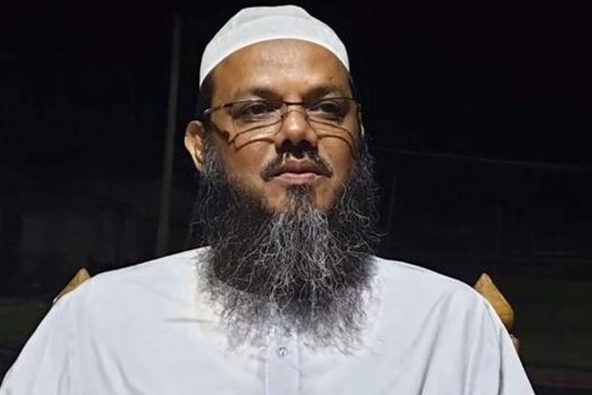 কুরআন অবমাননার অভিযোগে ফয়জুল করিমকে লিগ্যাল নোটিশ