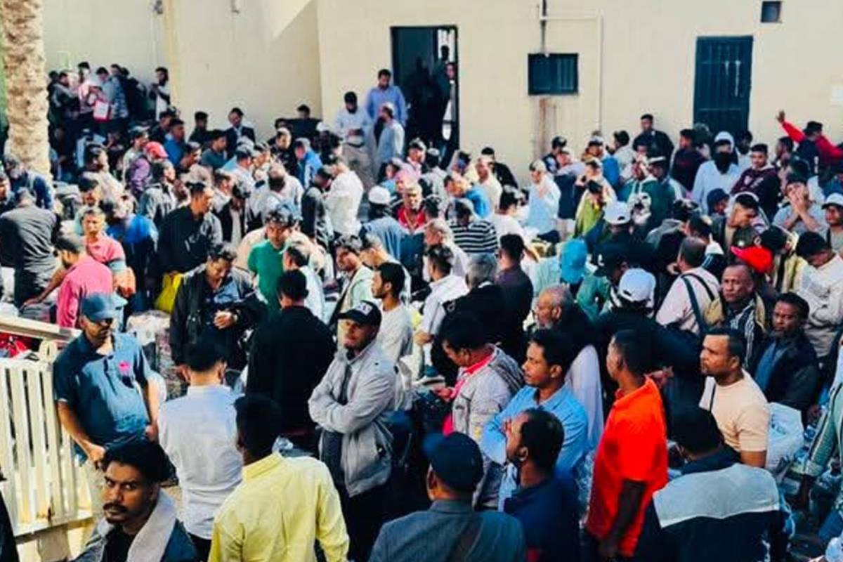 দূতাবাসের প্রচেষ্টায় লিবিয়া থেকে দেশে ফিরছেন ৩০৯ জন