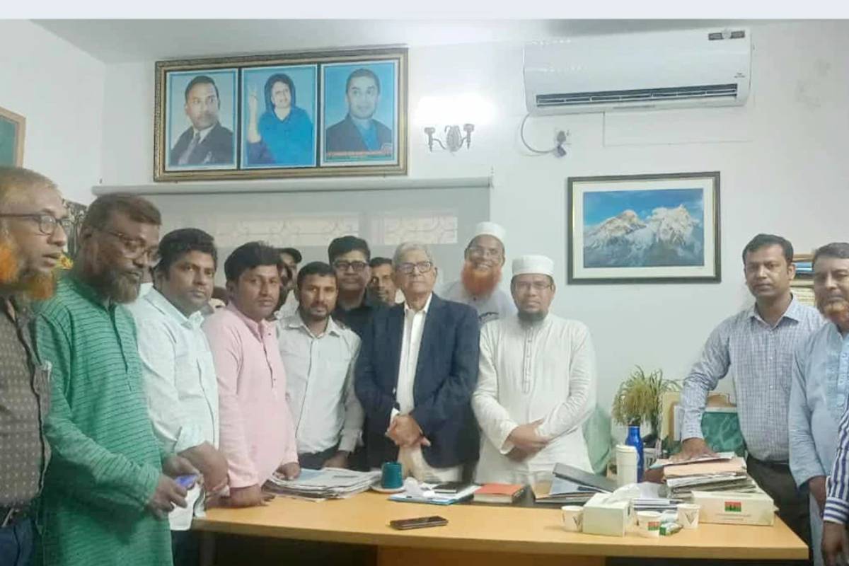 ভাতা বৃদ্ধিতে চূড়ান্ত সংলাপ: ফখরুল-শিক্ষক বৈঠক