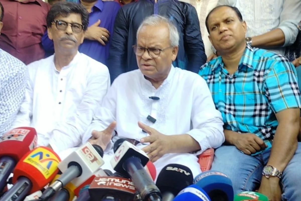 চলমান অগ্নিকাণ্ড ও বিশৃঙ্খলা ফেব্রুয়ারির নির্বাচনে বাধা হবে না: রিজভী