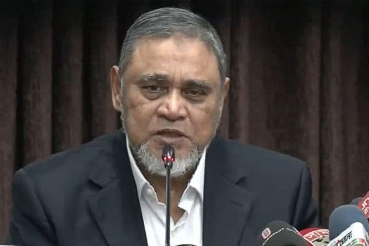 নির্বাচনে কোনো চাপ নয়, সততা বজায় রাখার নির্দেশ সিইসির