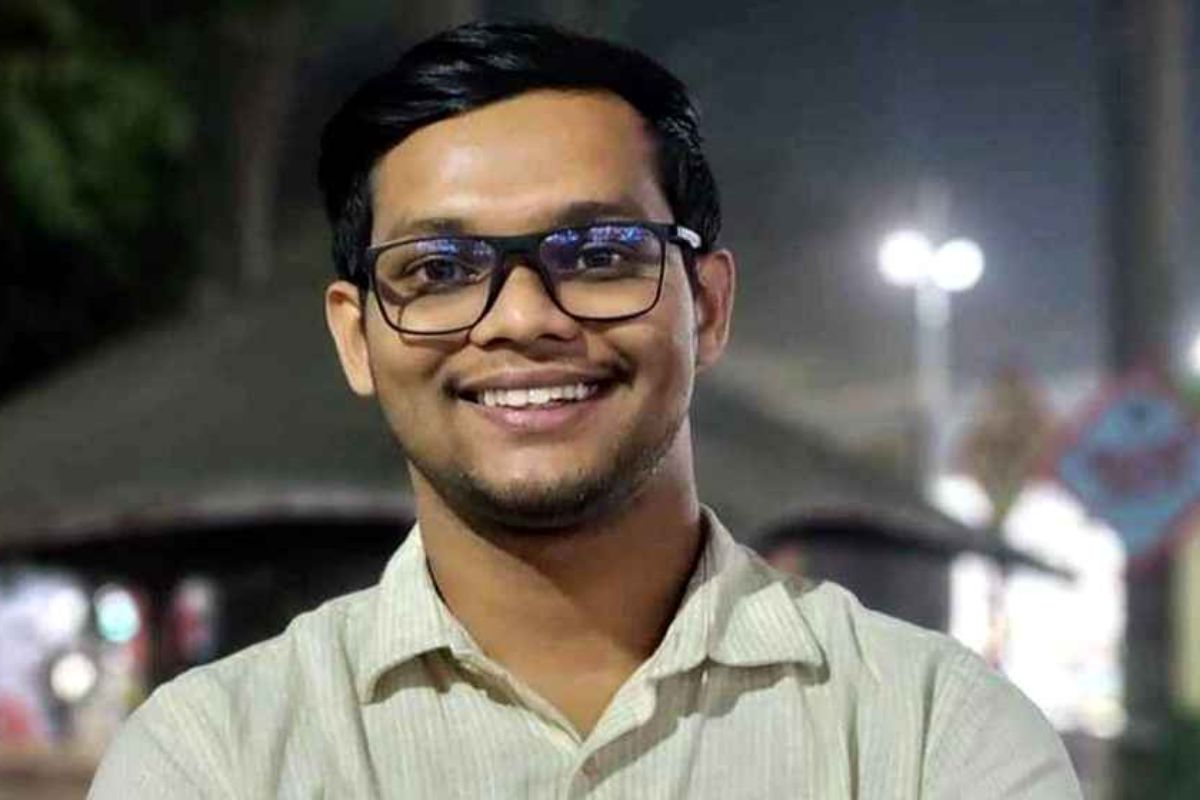 ছাত্রশক্তির বাকেরকে টার্গেট করে ককটেল নিক্ষেপ