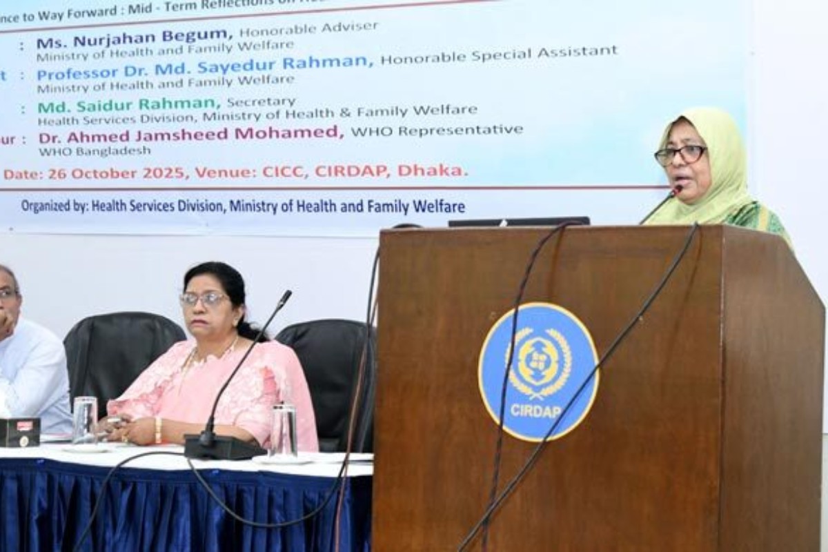 মা ও শিশু মৃত্যুহার কমাতে সমন্বিত উদ্যোগ প্রয়োজন: স্বাস্থ্য উপদেষ্টা