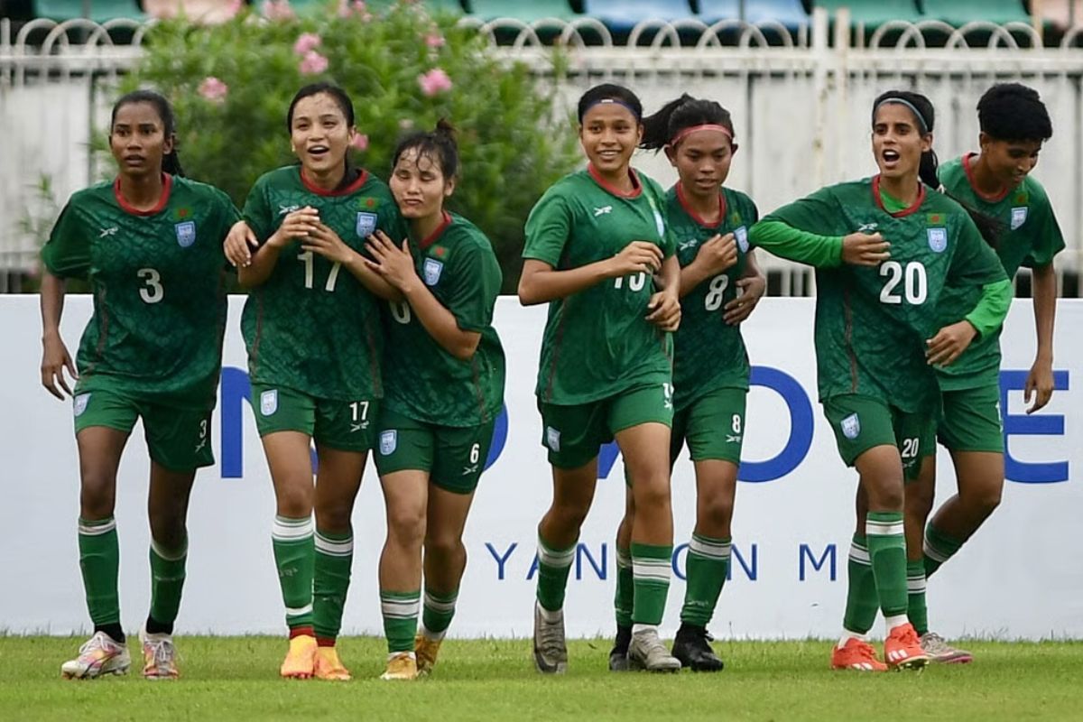 বাংলাদেশ বনাম থাইল্যান্ড ফুটবল ম্যাচ: কখন, কোথায়-লাইভ দেখবেন যেভাবে
