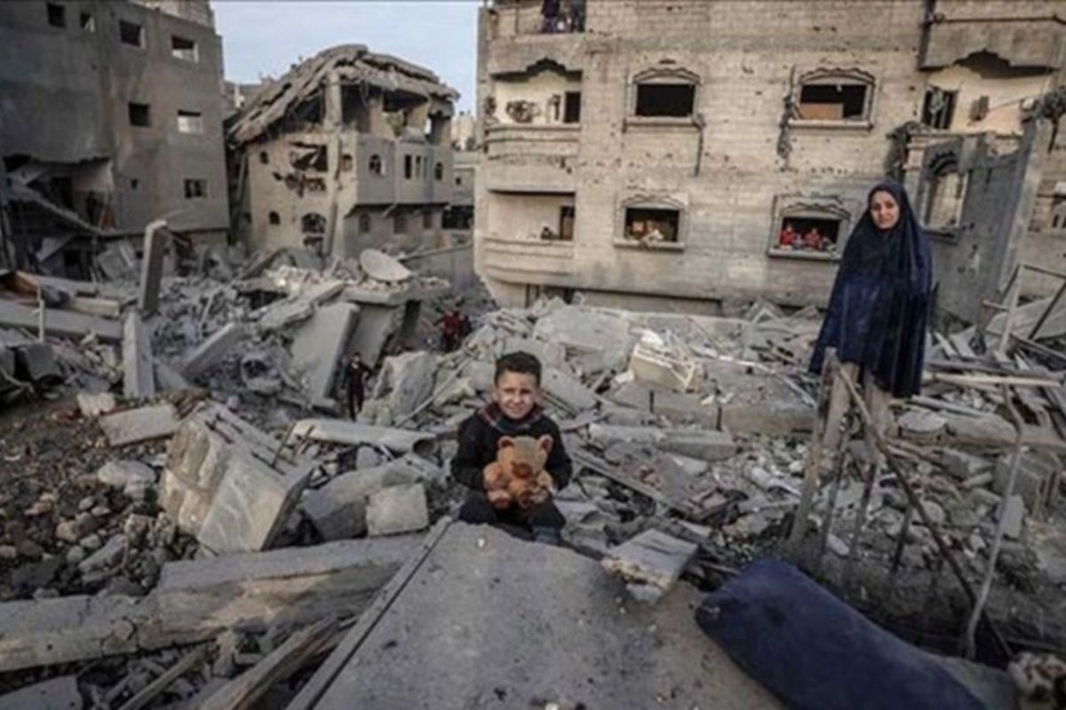 ফের গাজায় হামলা, নিহত ১৮