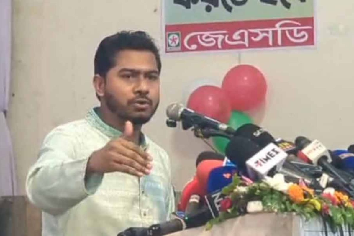 গণভোটের দাবির পেছনে জাতীয় স্বার্থ নেই: নুর