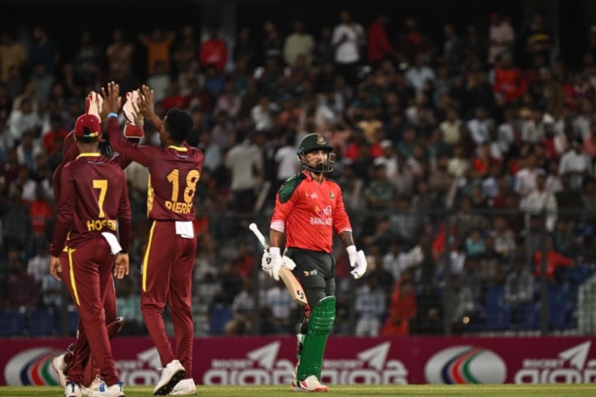 ব্যাটে-বলে ব্যর্থ বাংলাদেশ, ওয়েস্ট ইন্ডিজের কাছে হোয়াইটওয়াশ