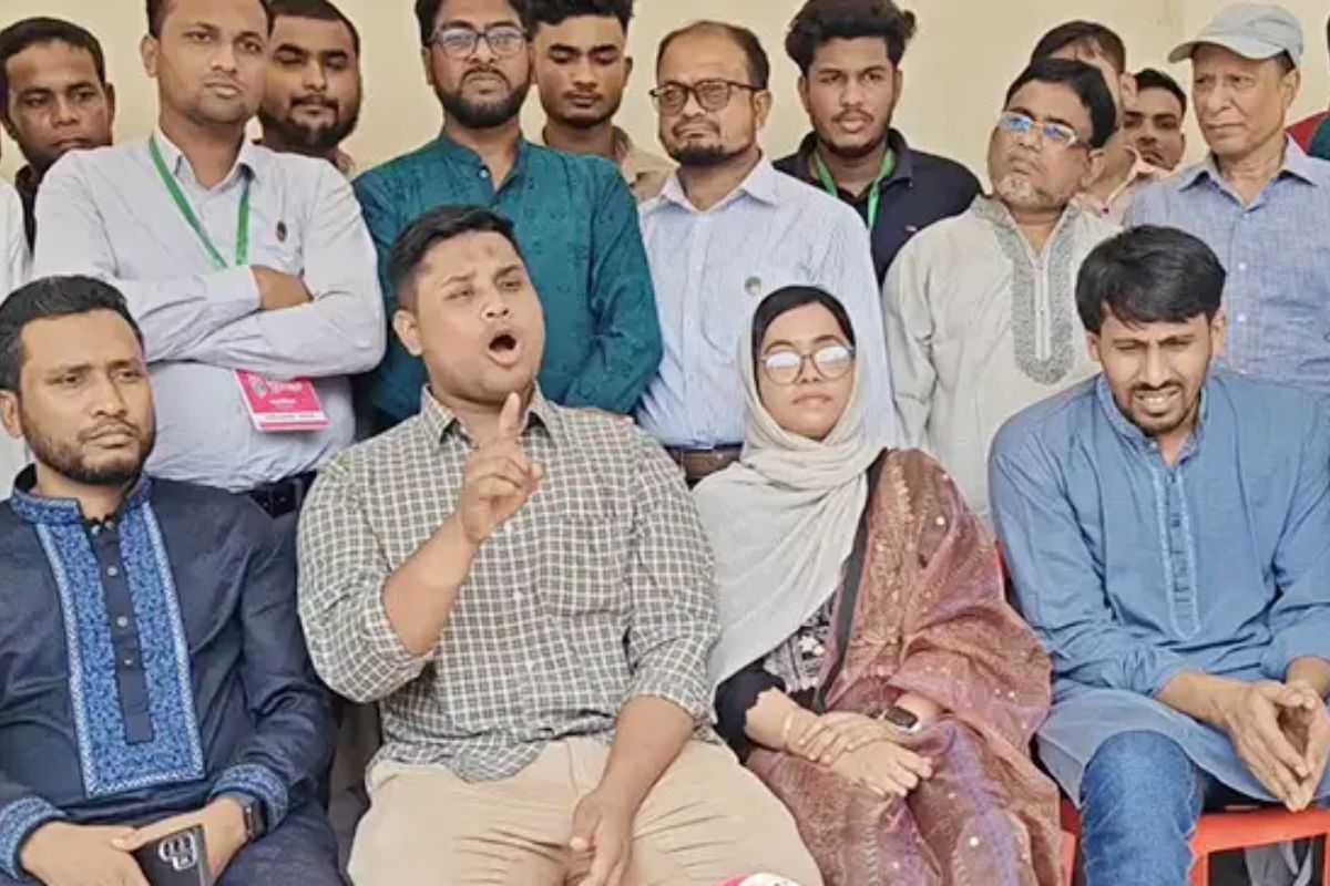 নির্বাচন কমিশনের নীতিমালা জানার দাবি হাসনাতের