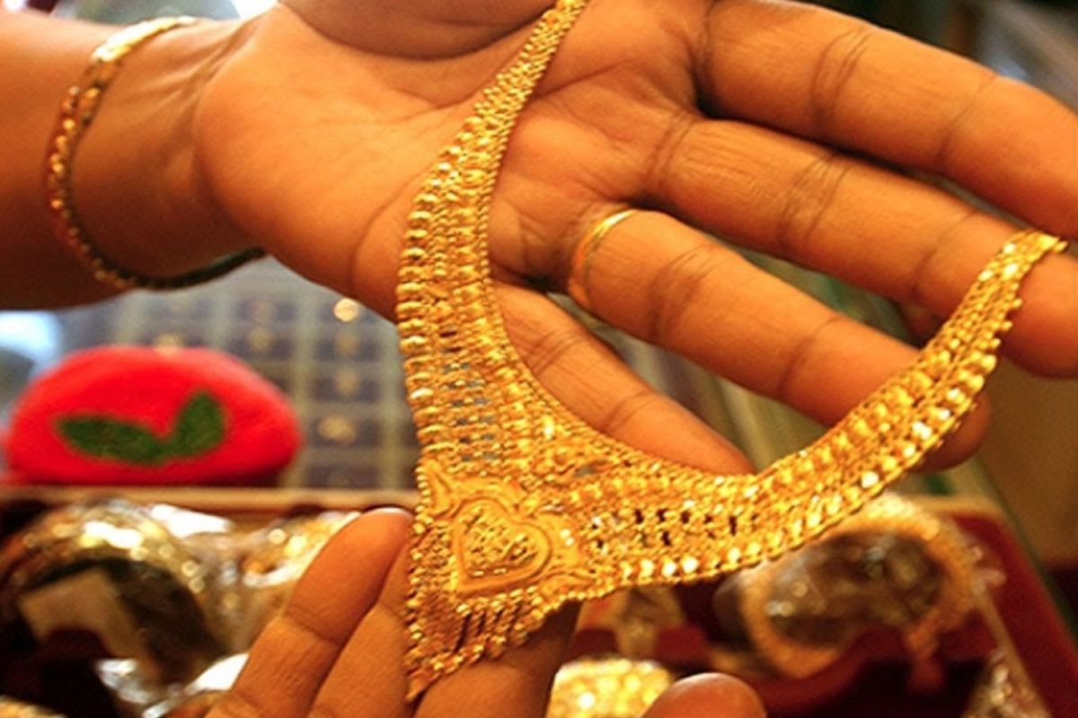 মাসের শুরুতেই বাজুস ঘোষণা করলো স্বর্ণের নতুন বাজারমূল্য