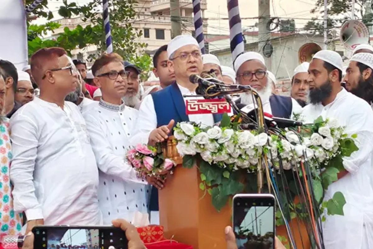 ইসলাম নিয়ে রাজনীতি করা যাবে না: সালাহউদ্দিন আহমদ