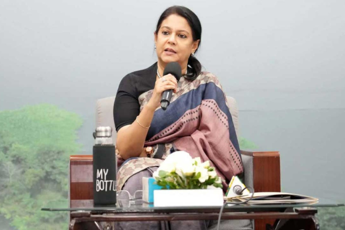 চলন বিলের জীববৈচিত্র্য রক্ষায় উদ্যোগ গ্রহণের আহ্বান পানিসম্পদ উপদেষ্টার