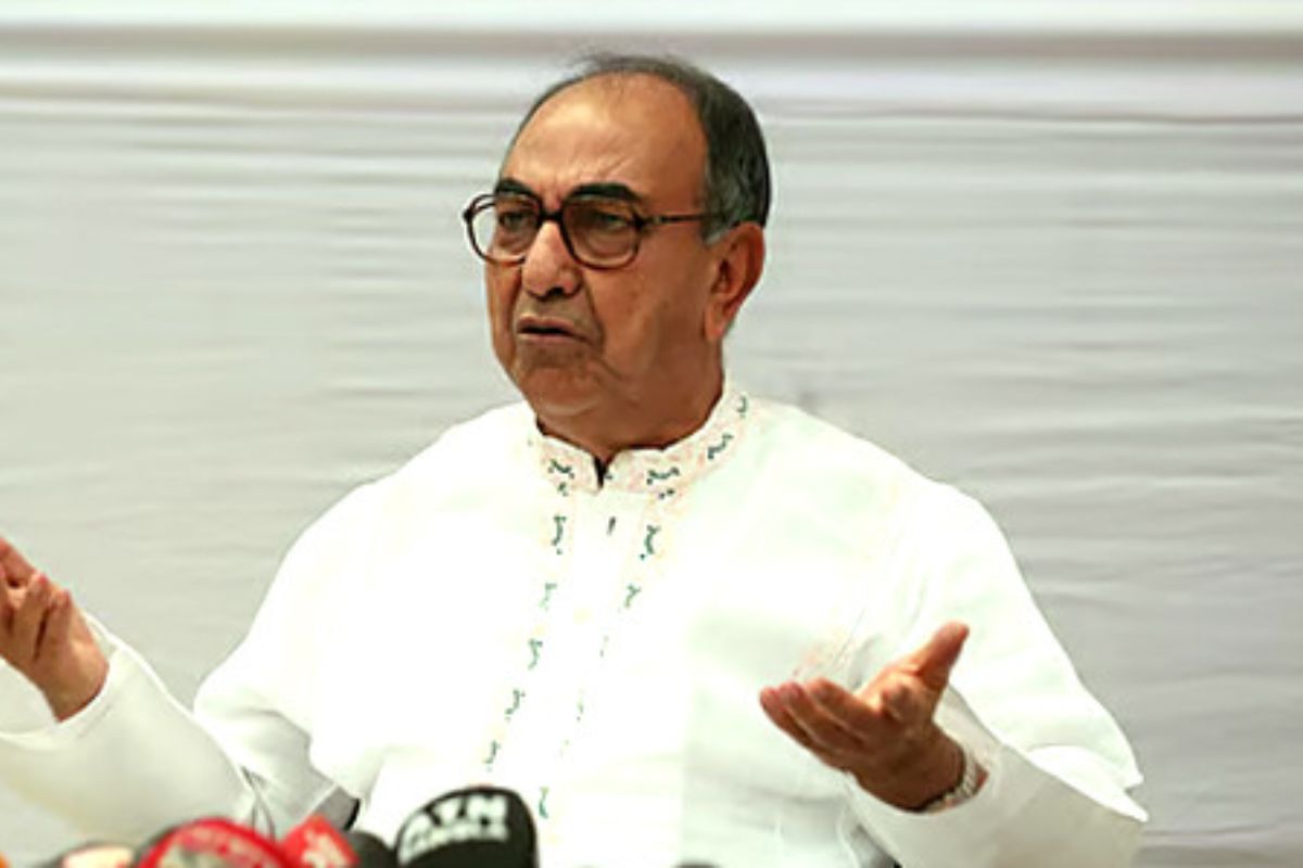 দুটি দলের ওপর ভর করে আছে অন্তর্বর্তী সরকার: মির্জা আব্বাস