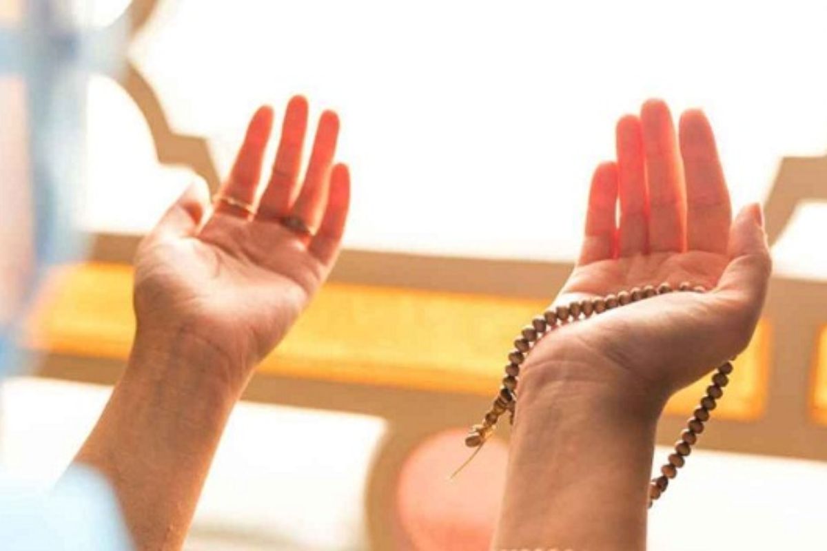 রোগমুক্তির জন্য নবীজি (সা.) যে দোয়া পড়তেন