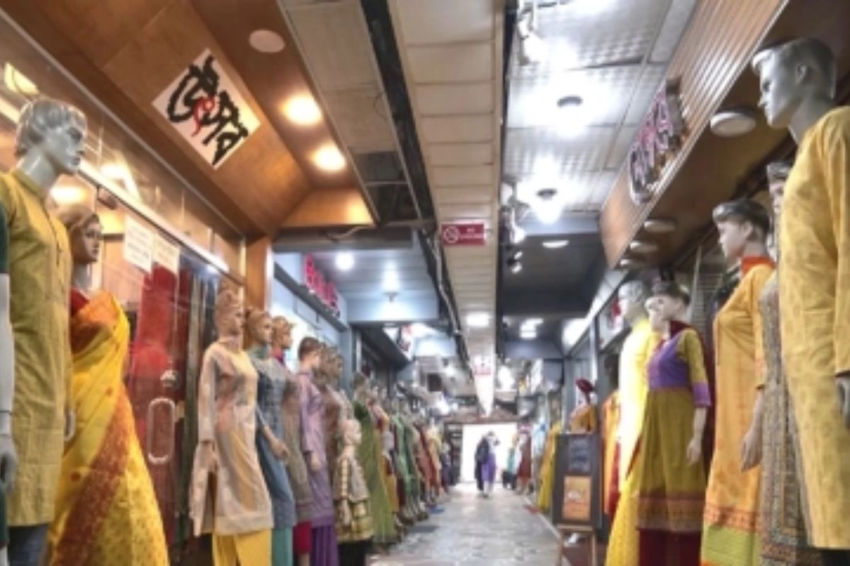 আজ ঢাকার যেসব এলাকায় বন্ধ থাকবে মার্কেট-দোকানপাট