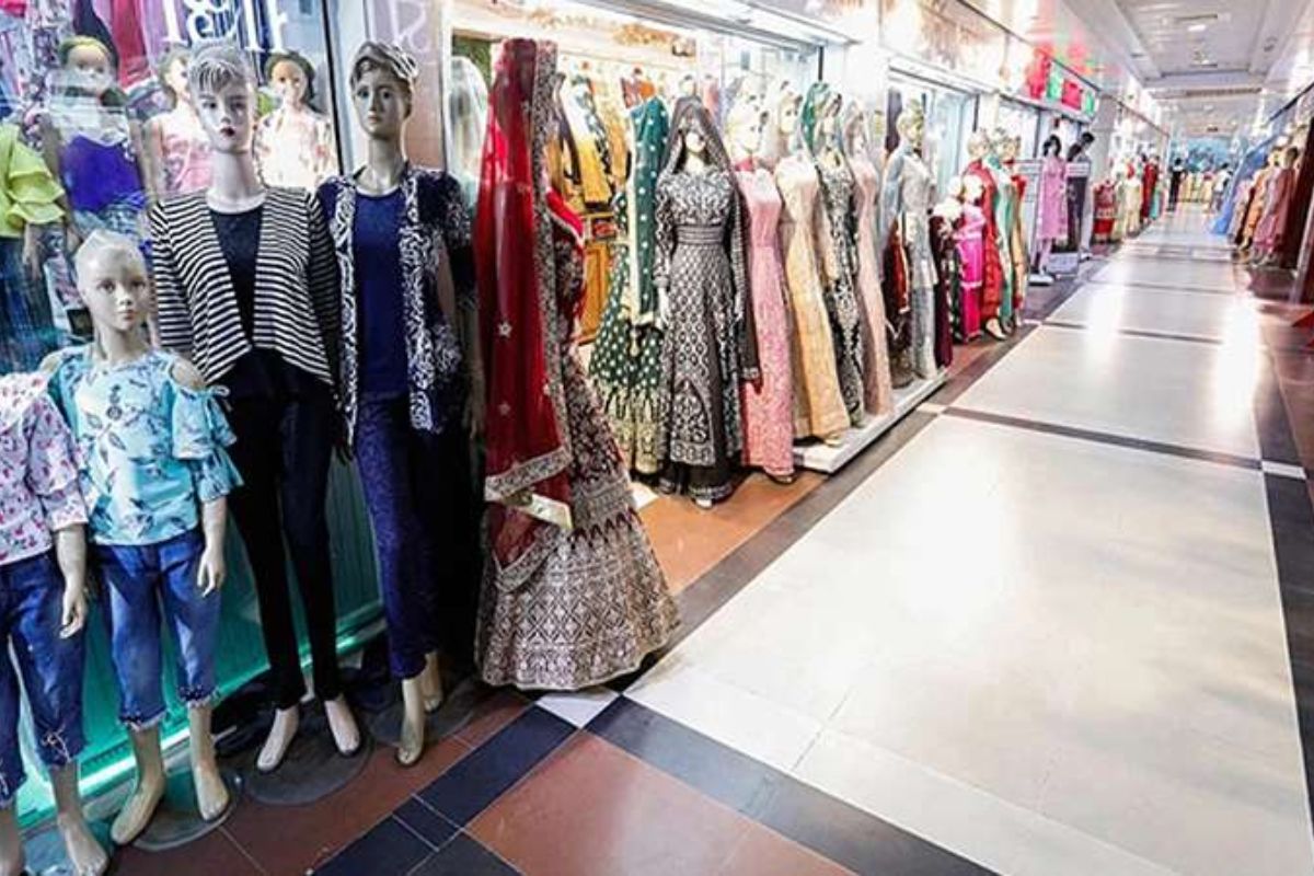 জেনে নিন ঢাকার আজকের বন্ধ মার্কেট তালিকা