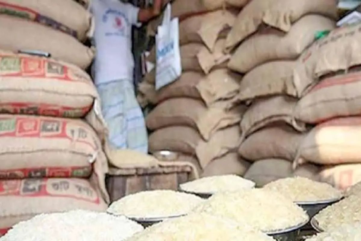 ভারত থেকে ৫০ হাজার টন সিদ্ধ চাল কিনছে সরকার