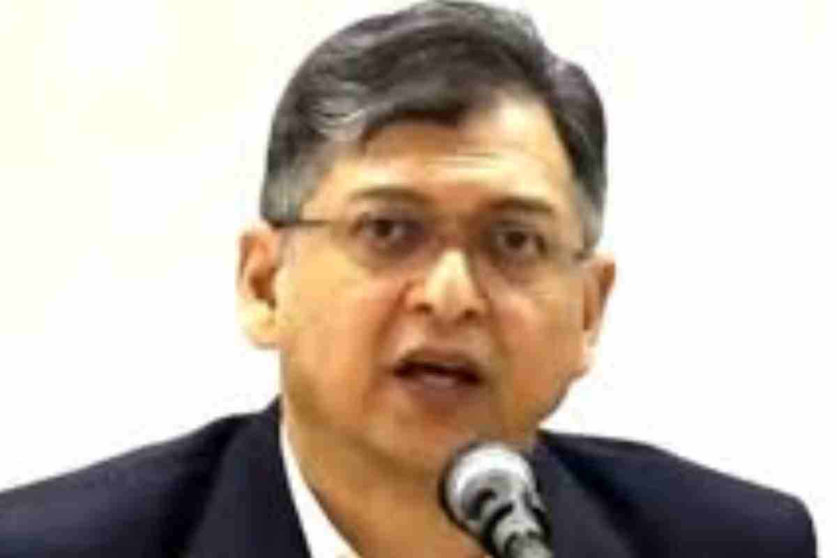 জুলাই সনদে রাষ্ট্রপতির অধ্যাদেশ অপরিহার্য: সালাহউদ্দিন আহমদ 