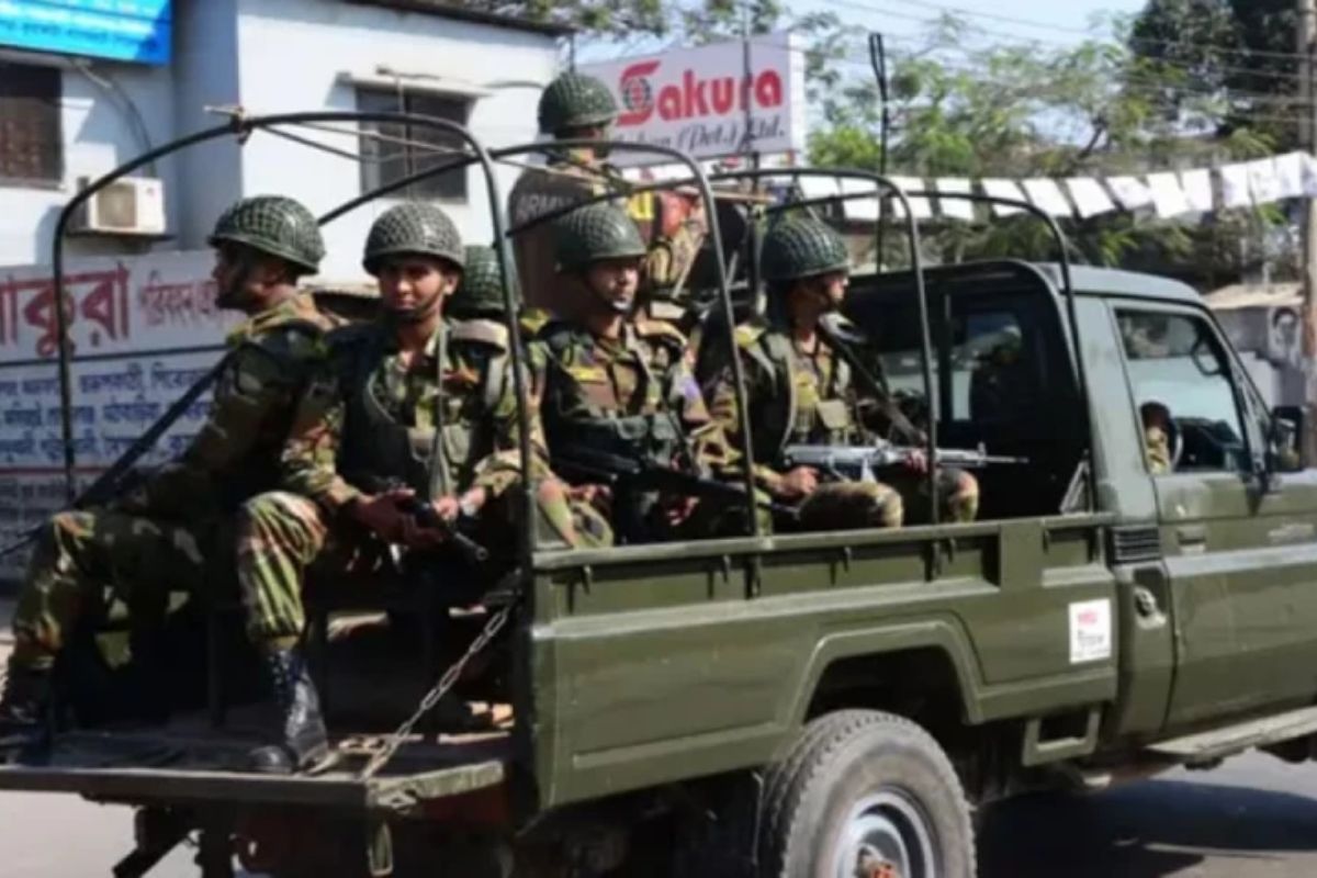 ফের বাড়ল সশস্ত্র বাহিনীর ম্যাজিস্ট্রেসি ক্ষমতা