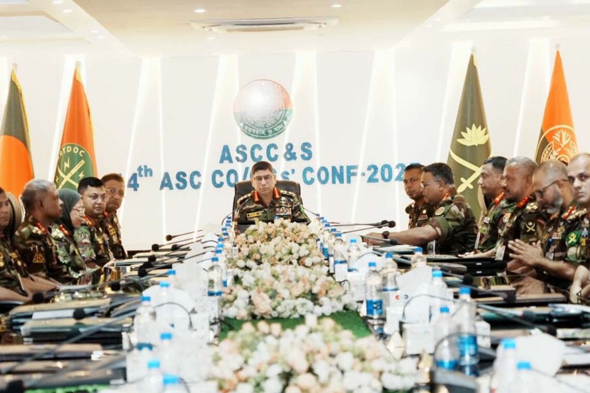 চ্যালেঞ্জ মোকাবেলায় আর্মিকে প্রস্তুত থাকার আহ্বান সেনাপ্রধানের