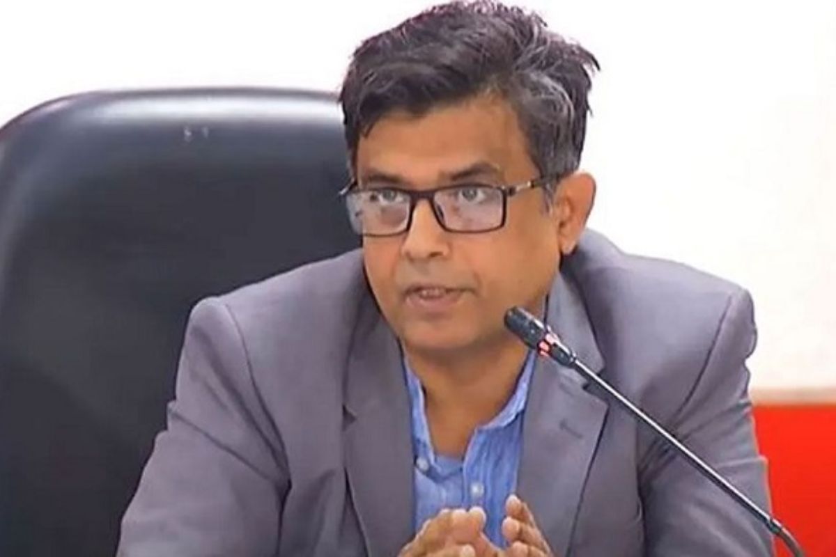 গণমাধ্যমের স্বাধীনতা নাকি দায়মুক্তির ঢাল? প্রশ্ন তুললেন প্রেস সচিব