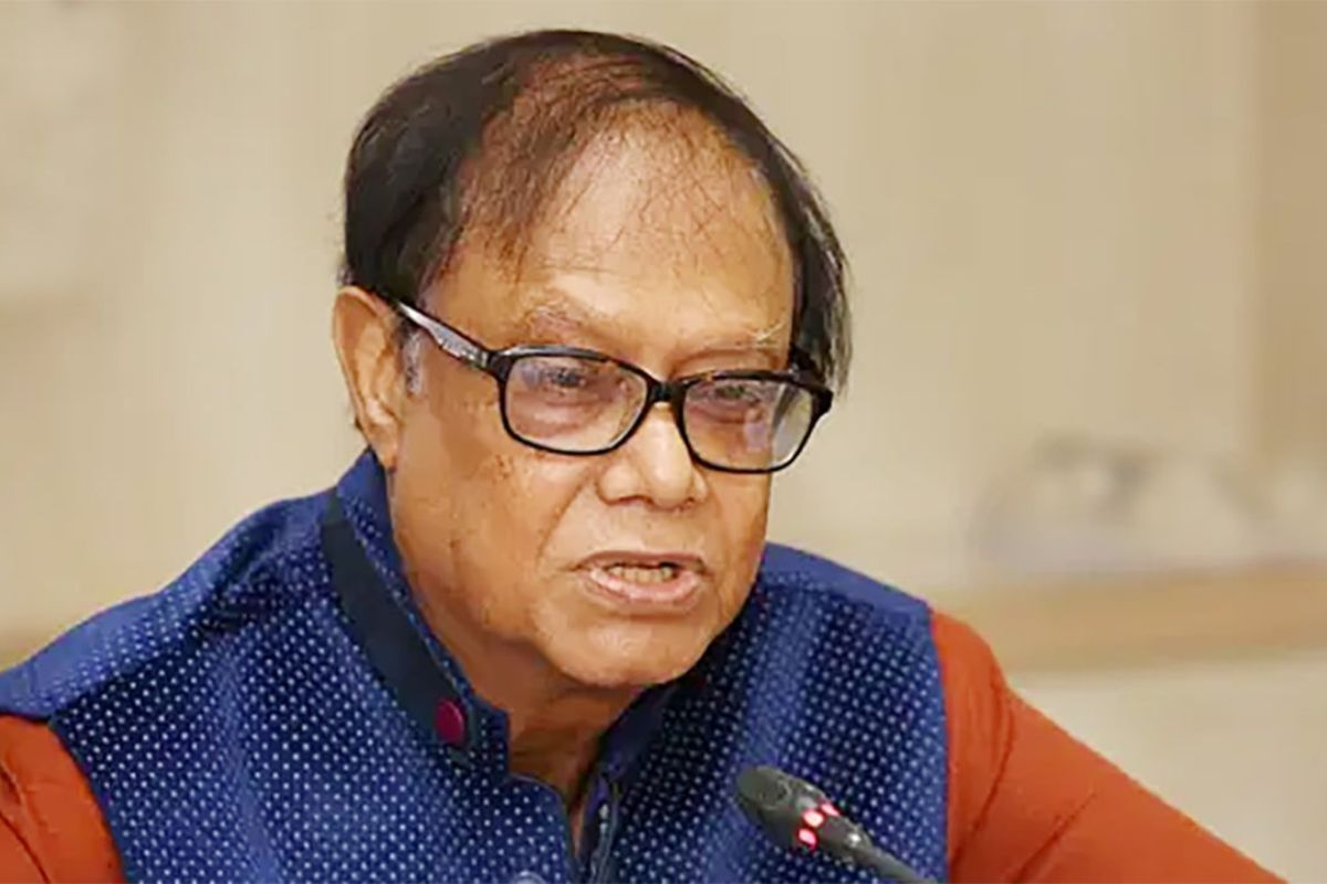 পাঁচটি ব্যাংক একীভূত করা ছিল সময়ের দাবি: গভর্নর