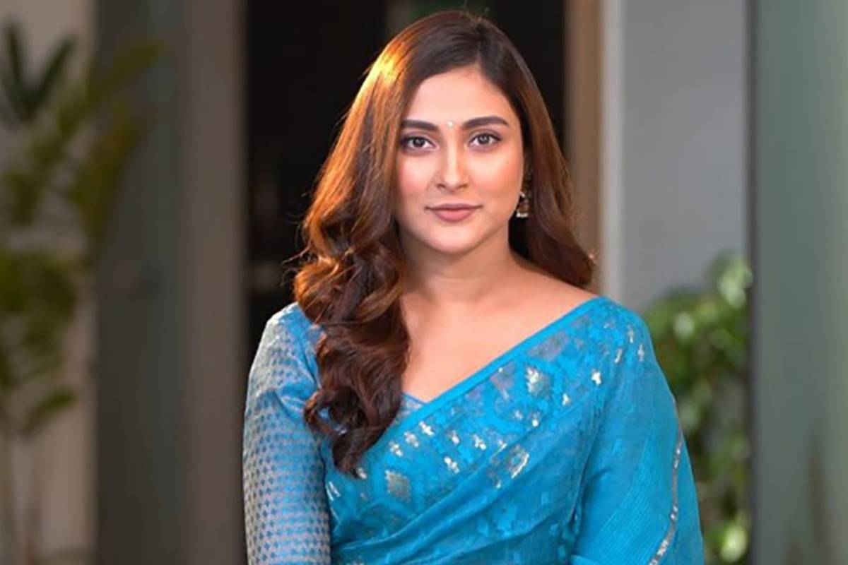 অভিনেত্রী মেহজাবীন ও ভাইয়ের নামে গ্রেপ্তারি পরোয়ানা