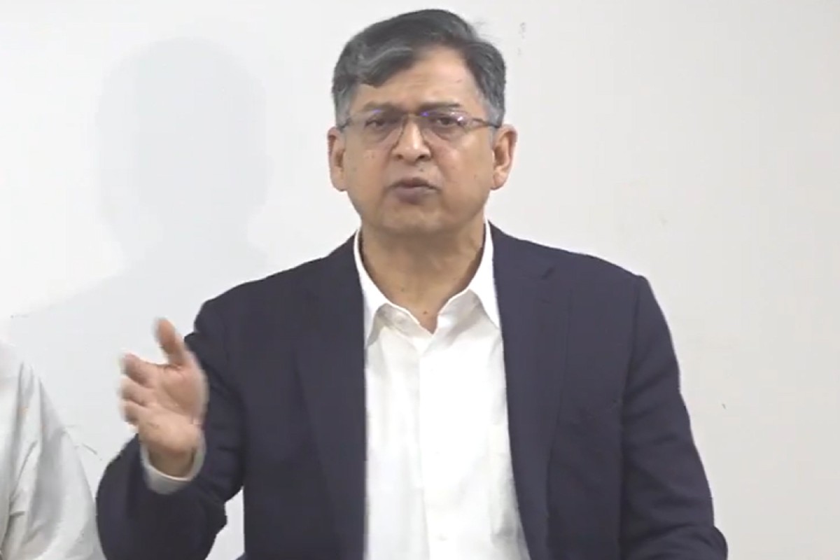 শেখ হাসিনার বিরুদ্ধে ওইসব বুদ্ধিজীবীরা আজও নীরব: সালাহউদ্দিন