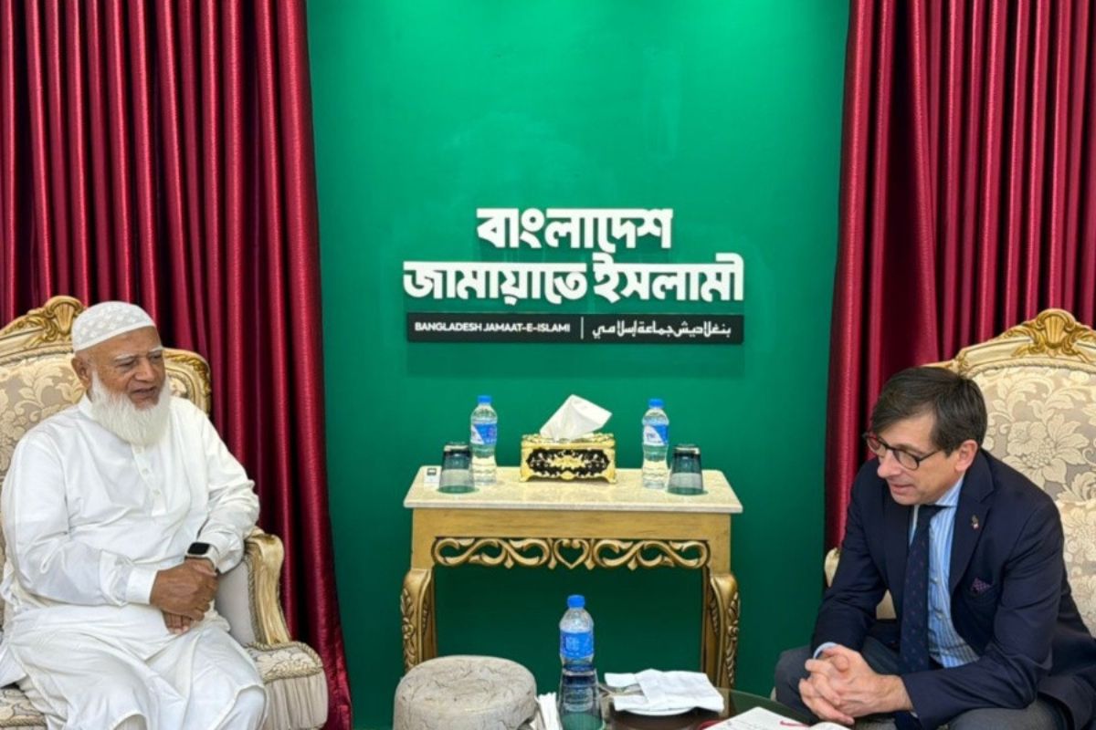 জামায়াত আমিরের সঙ্গে ফরাসি রাষ্ট্রদূতের সৌজন্য সাক্ষাৎ