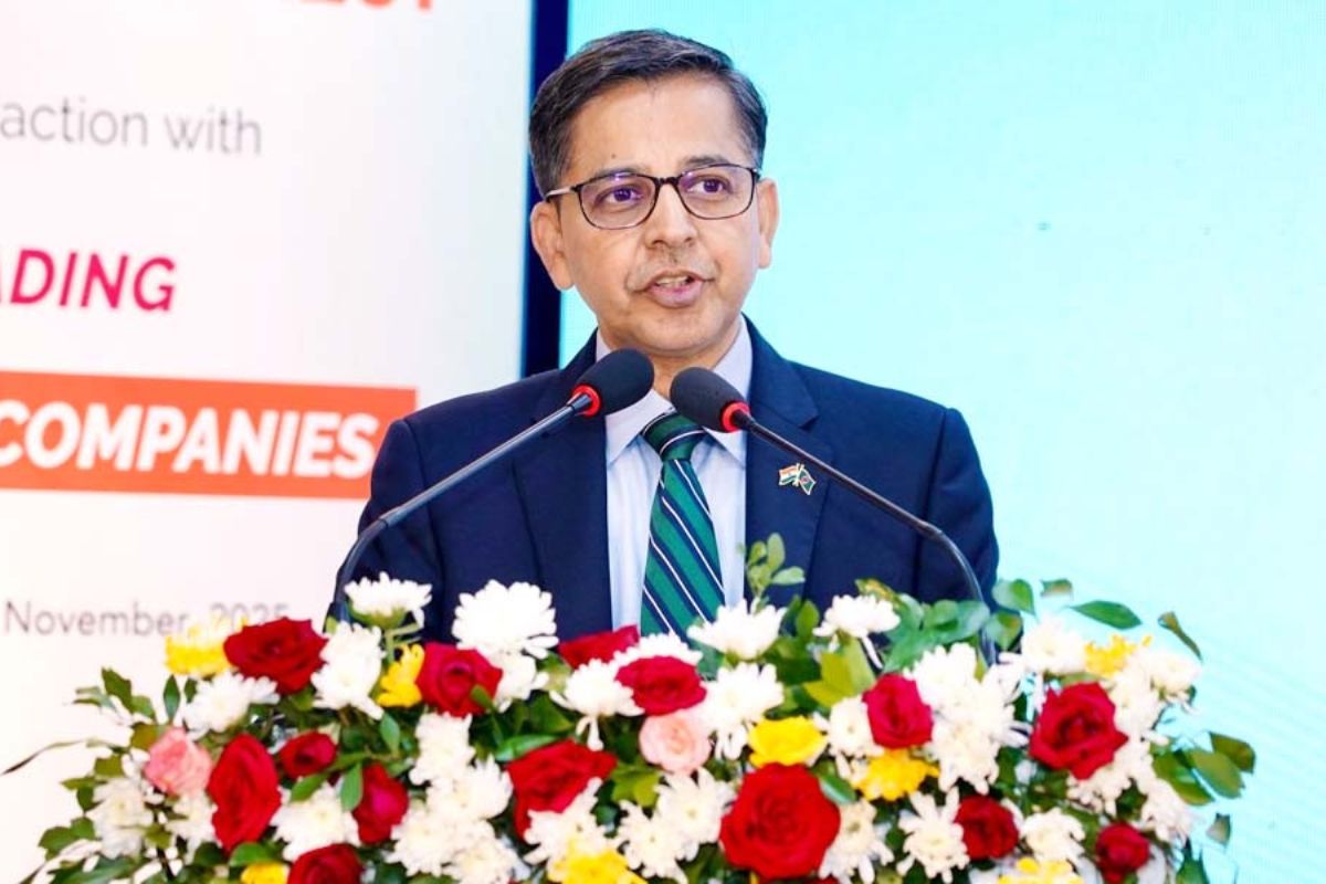 বাংলাদেশের জন্য ভারতের ব্যাবসায়িক ভিসা ইস্যু শুরু: প্রণয় ভার্মা