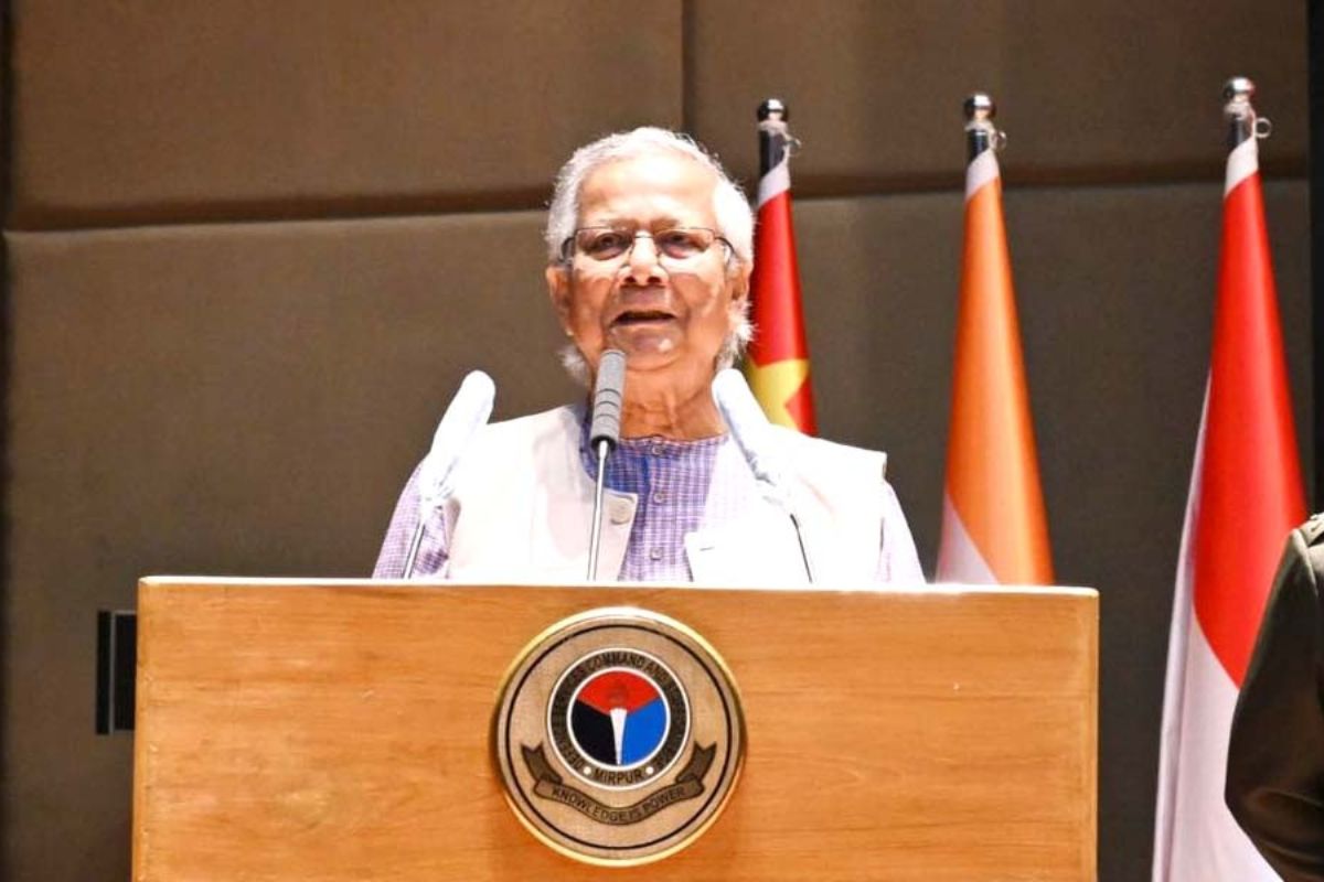 শান্তিপূর্ণ নির্বাচনের জন্য সেনাবাহিনীর সহায়তা অপরিহার্য: প্রধান উপদেষ্টা