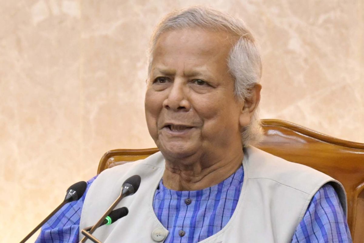 বাংলাদেশ ফুটবল দলকে যে বার্তা দিলেন প্রধান উপদেষ্টা