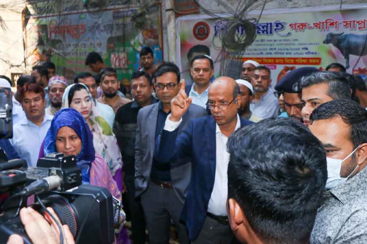 এখনই সচেতন না হলে সামনে বড় বিপর্যয় অপেক্ষা করছে: রাজউক চেয়ারম্যান