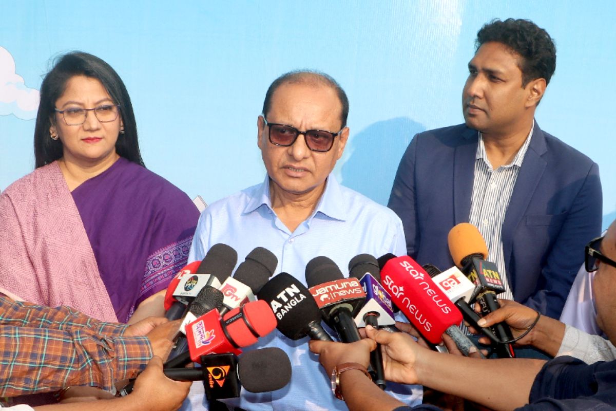 ভূমিকম্পের কারণে বিদ্যালয় বন্ধ রাখা সম্ভব না: প্রাথমিক শিক্ষা উপদেষ্টা