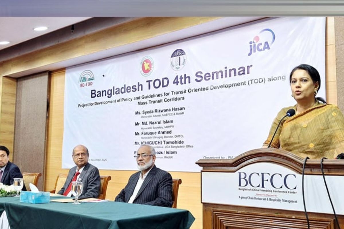 অতিরিক্ত কংক্রিট ঢাকাকে অনিরাপদ করছে: পরিবেশ উপদেষ্টা