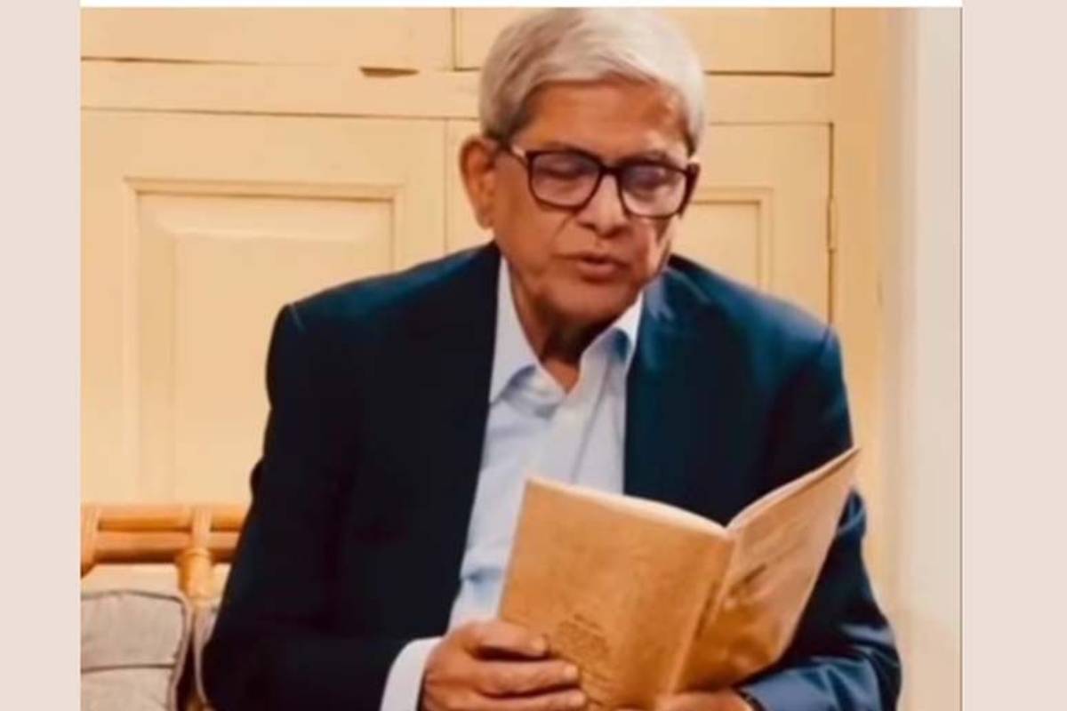 রাজনীতির উত্তাপে কবিতা আবৃত্তি করলেন মির্জা ফখরুল