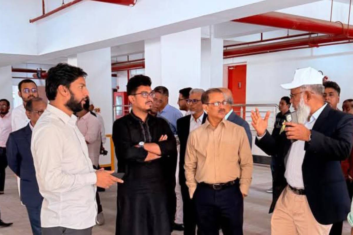 হল নির্মাণ ও সংস্কারের সময় ঢাবি শিক্ষার্থীদের স্থানান্তর করা হবে উত্তরায়