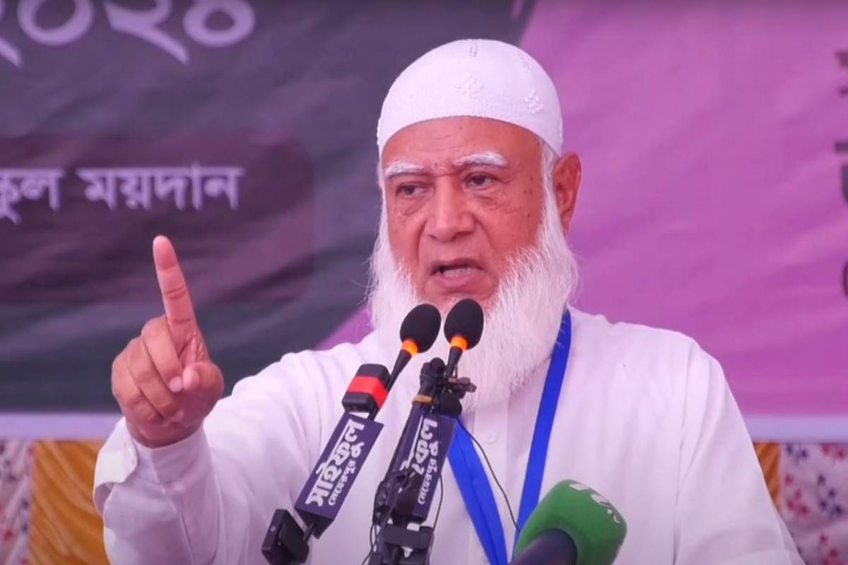 শেখ মুজিব ছিলেন অপ্রতিদ্বন্দ্বী, কিন্তু দেশের নেতৃত্বে তিনি ব্যর্থ