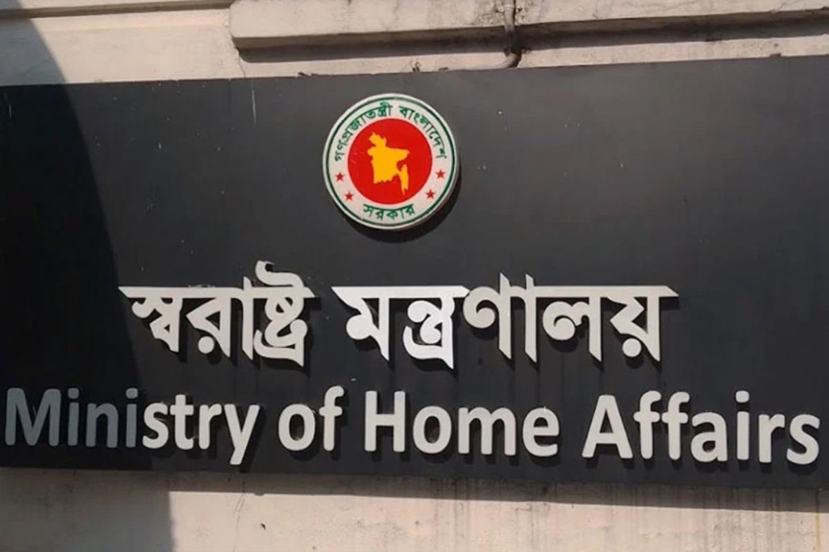 অপরিচিতদের সচিবালয়ে পাস না দেওয়ার অনুরোধ