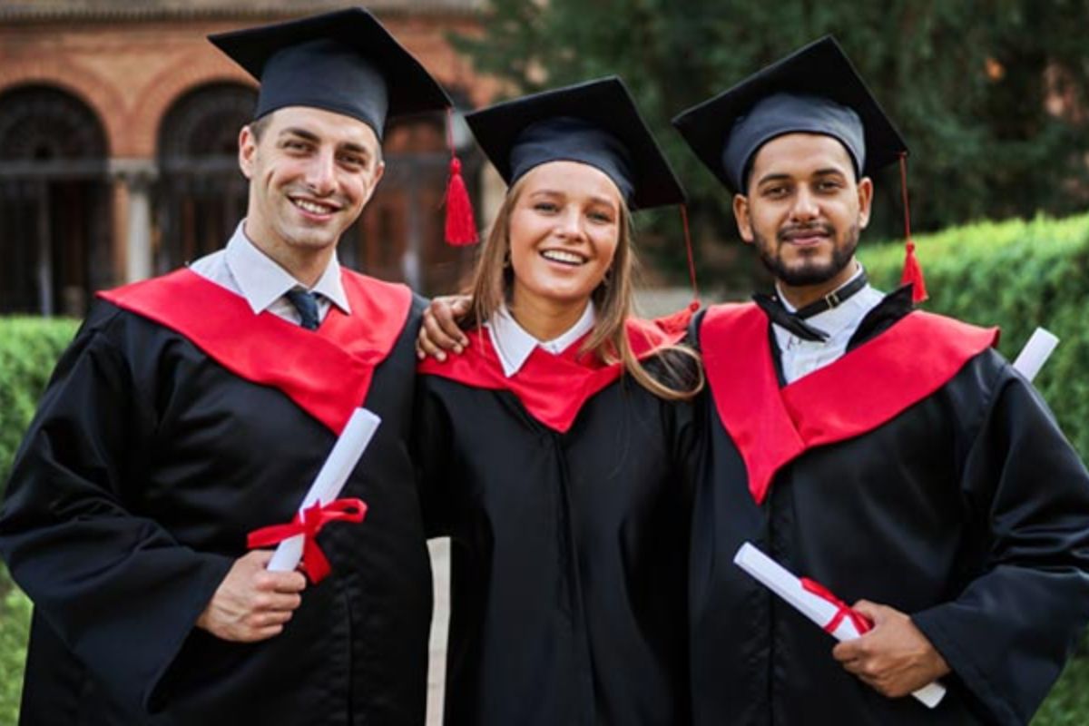 আয়ারল্যান্ডের টপ বিশ্ববিদ্যালয়গুলোতে পড়াশোনার সব তথ্য এক নজরে