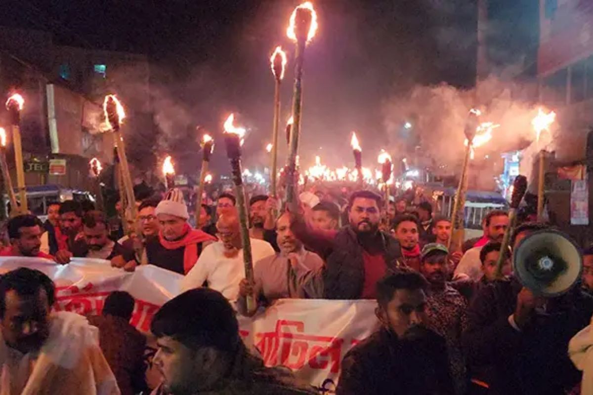 বিএনপির প্রার্থী পরিবর্তনের দাবিতে উত্তাল শরীয়তপুর