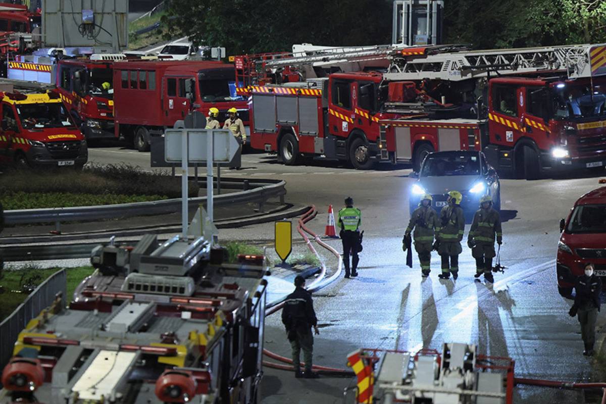 হংকংয়ে ভ'য়াবহ অ'গ্নিকাণ্ড, নি'হতের সংখ্যা বেড়ে ৯৪