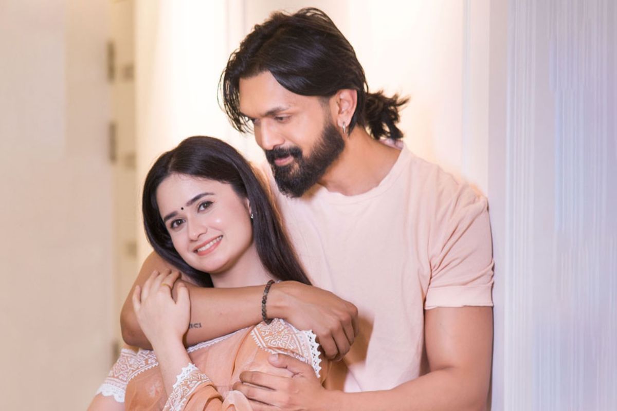 সোশ্যাল মিডিয়ায় ভাইরাল শুভ-ঐশীর ভিডিও