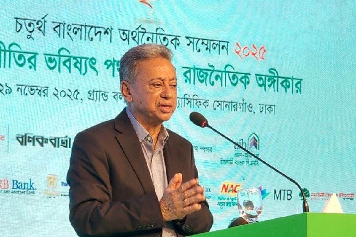 বিনিয়োগ ছাড়া অর্থনীতি দাঁড়াবে না: আমির খসরু