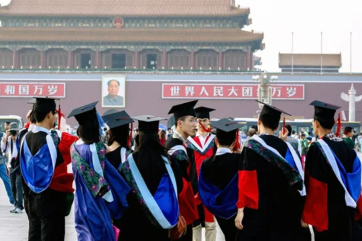 চীনে ফুল-ফ্রি মাস্টার্স ও পিএইচডি, আবেদন করবেন যেভাবে