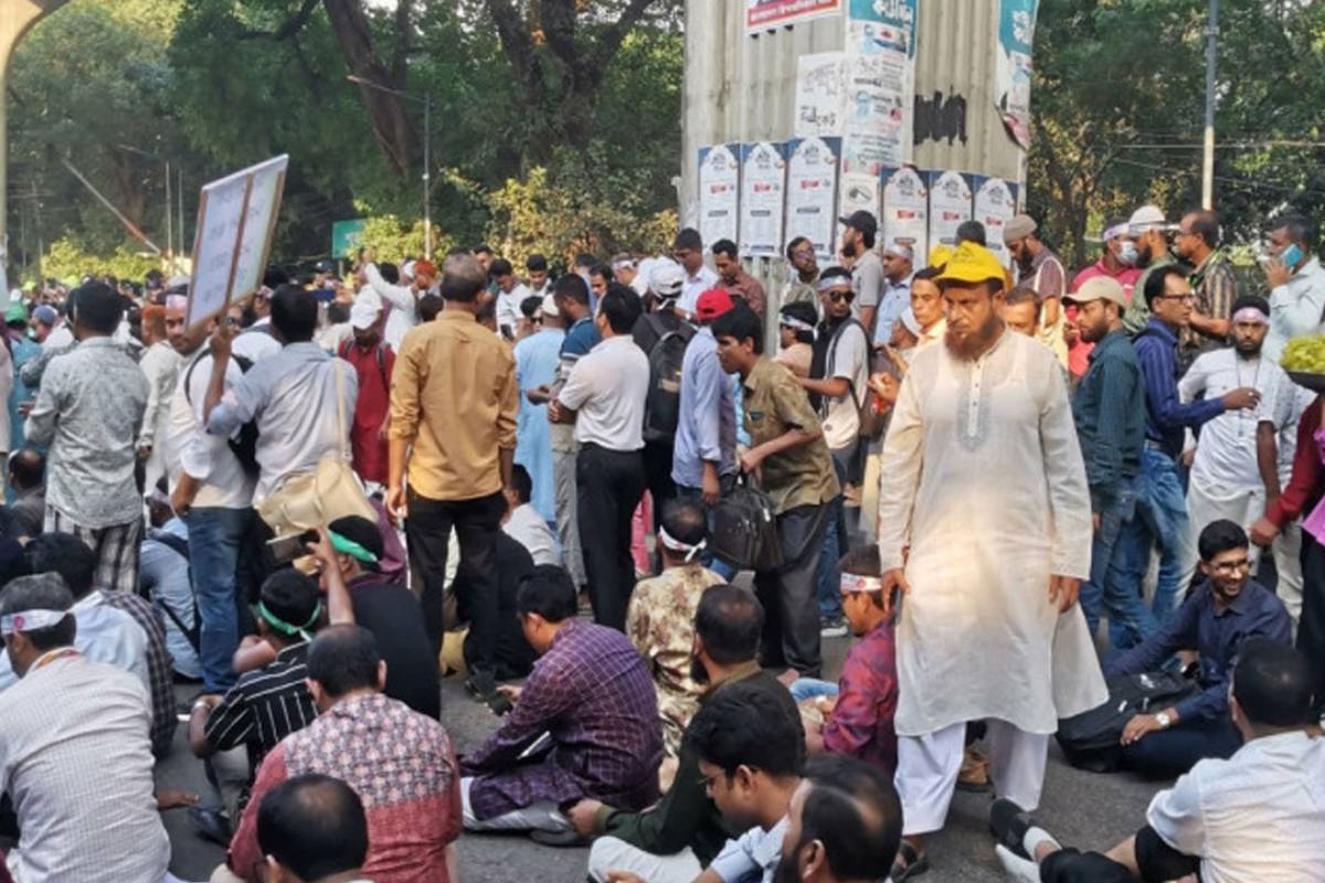 মঙ্গলবারও প্রাথমিকে কর্মবিরতি, স্থগিত বার্ষিক পরীক্ষা