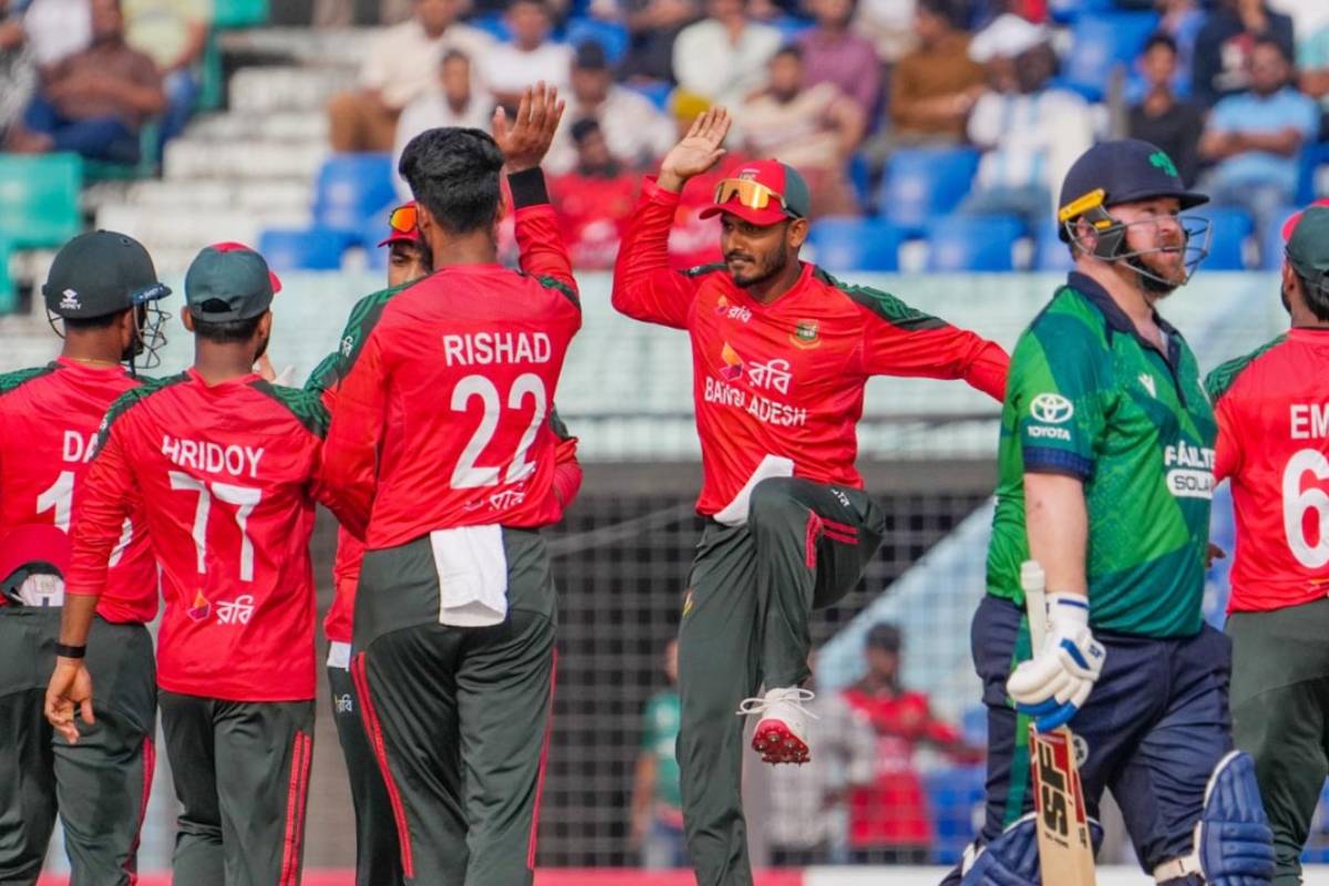 এক ম্যাচে পাঁচটি ক্যাচ: বিশ্বরেকর্ড গড়লেন তামিম